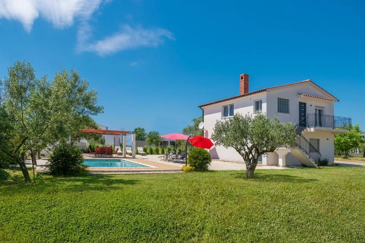 Holiday House Tiffany Galižana